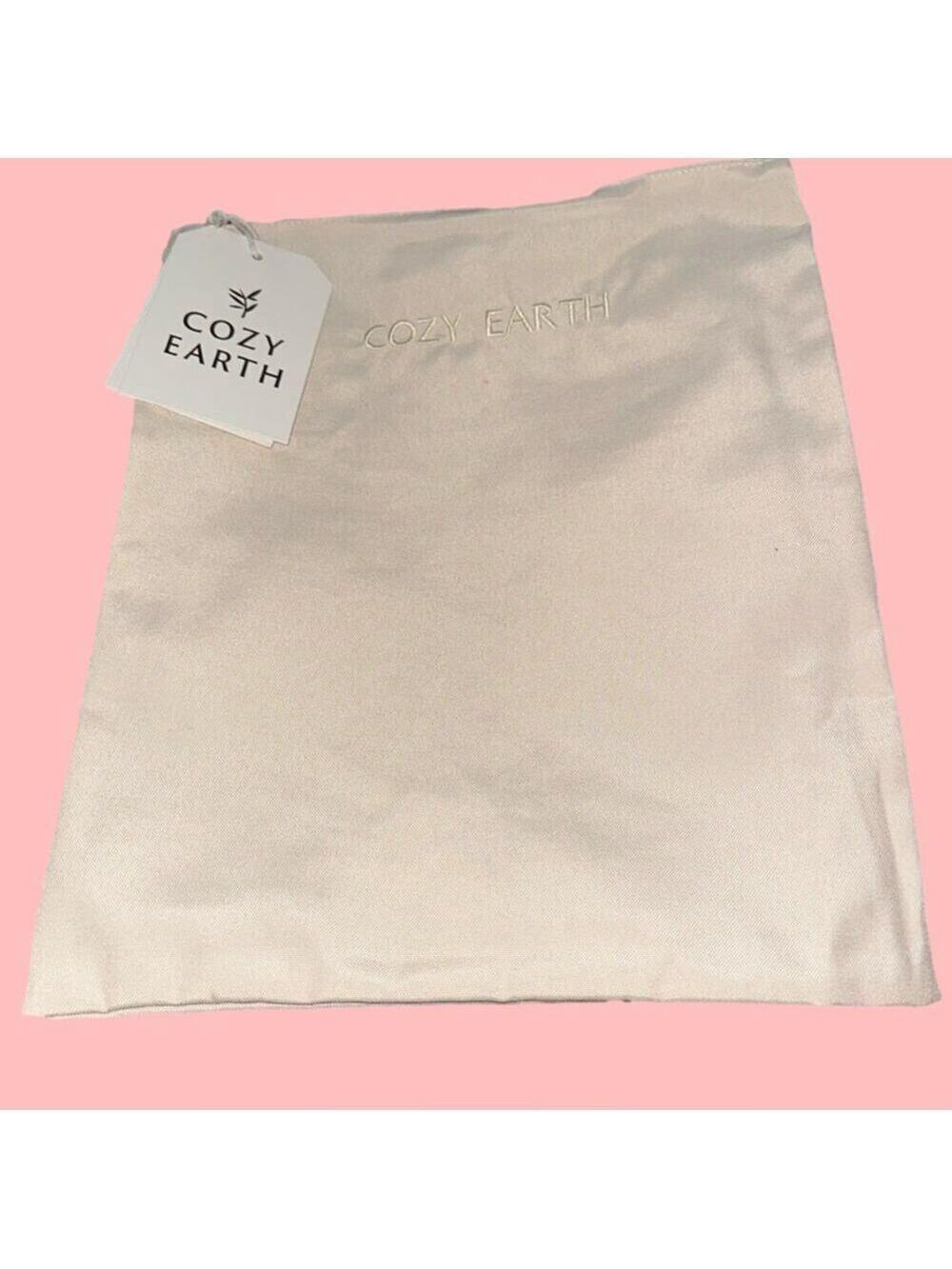Cozy Earth Pouch